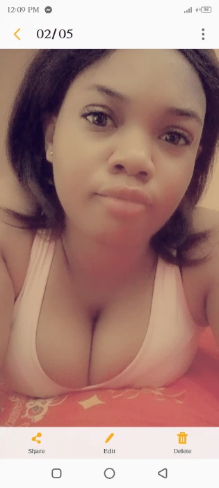 raebrii Profile image 1