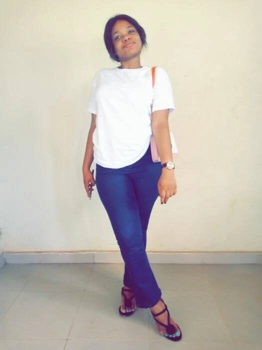 raebrii Profile image 2