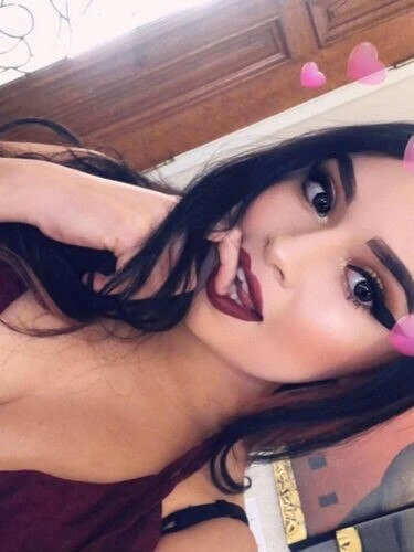 Chipper Chick Profile image 1